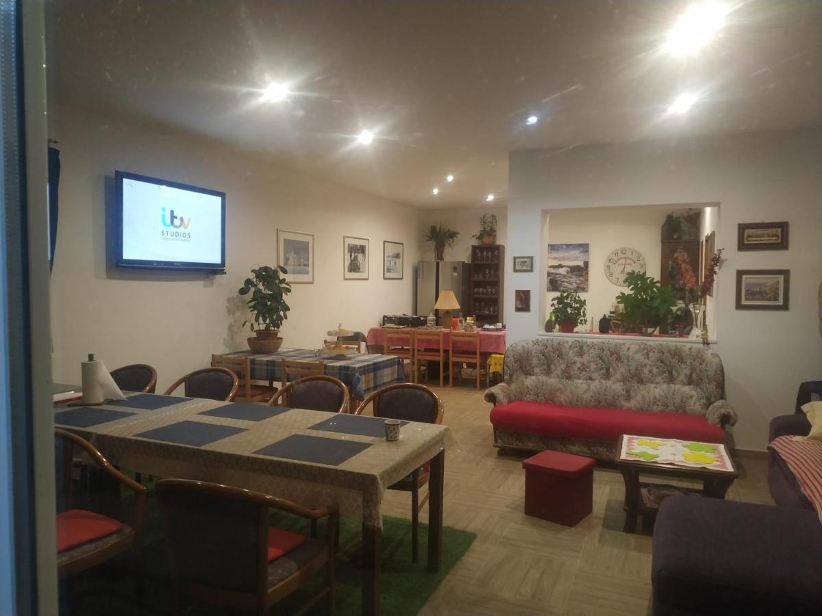Motel Stone Gardens Doli Dış mekan fotoğraf